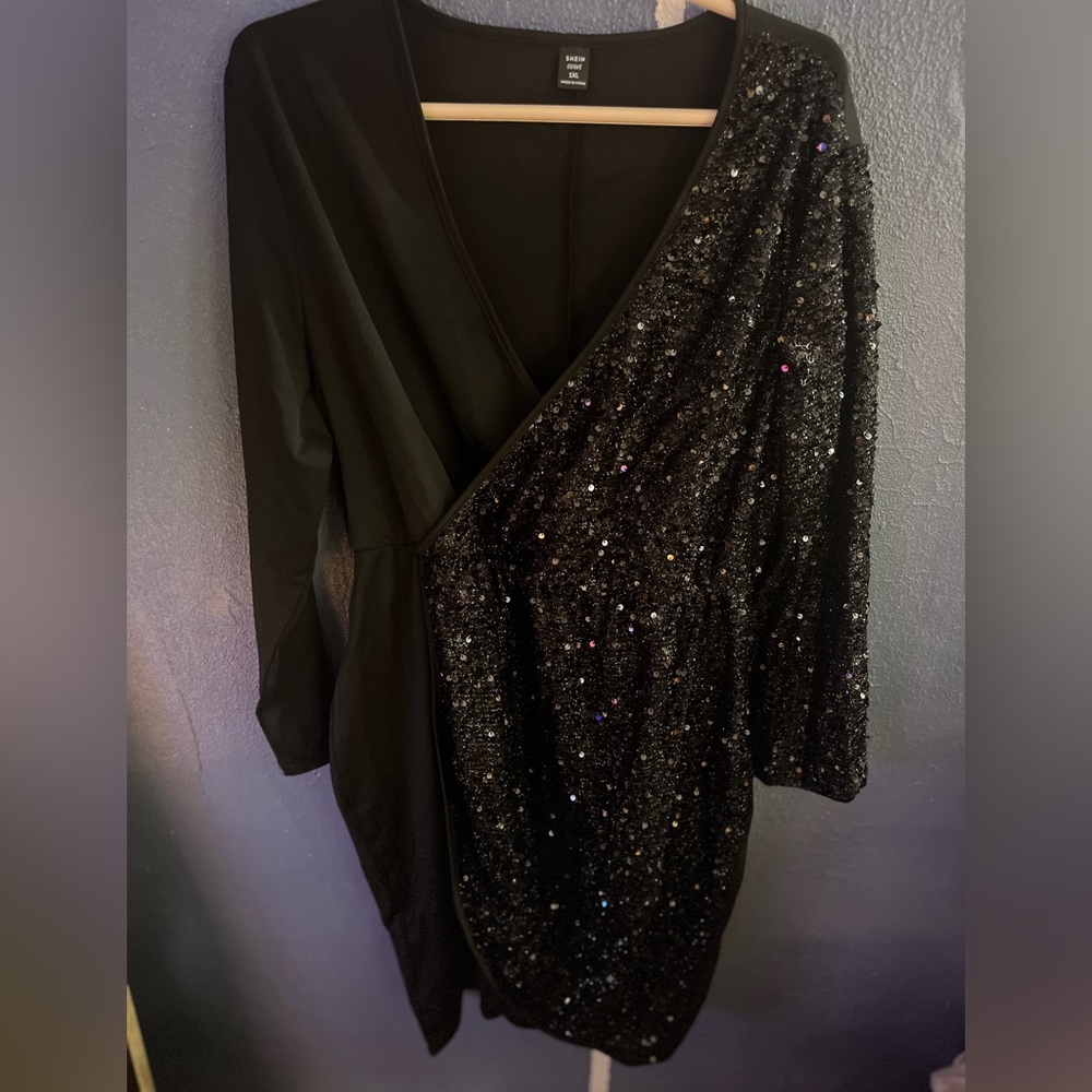 UNWORN Shein Curve Sequin Dress - Size 1XL
